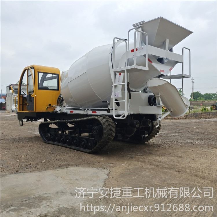 安捷厂家直批 履带混凝土搅拌车 2.5方履带混泥土搅拌车 后桥驱动履带罐车AJ-HLD_伺服驱动_伺服系统_工业自动化_供应_工品联盟网
