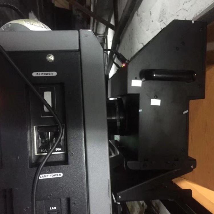 YANTOK高端电影院被动式三光路3D设备IMAX豪华电影院专用三光路系统设备偏光3D转换器适用手巴可科视NEC放映设备_转换器_电源_电工电气_供应_工品联盟网