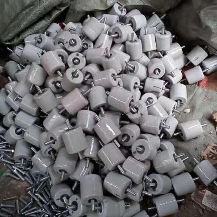 直销电动葫芦用瓷瓶 起重机瓷瓶 行车茶台 蝶式绝缘子 祥通牌滑线瓷瓶 滑触线绝缘子 电线瓷瓶_电线_电线电缆_电工电气_供应_工品联盟网