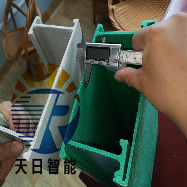供应优质XQJ-JLBH-C-01A槽式玻璃钢桥架 安装室外耐腐蚀玻璃钢电缆线槽 厂家直销 天日智能耐腐蚀玻璃钢电缆线槽_线槽_管件线槽_电工电气_供应_工品联盟网