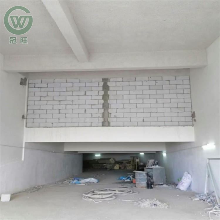吸音超细无机纤维喷涂 冠旺 体育场无机纤维喷涂 隔音降噪 电梯井无机纤维喷涂保温施工_体育场灯具_室外灯具_工业照明_供应_工品联盟网