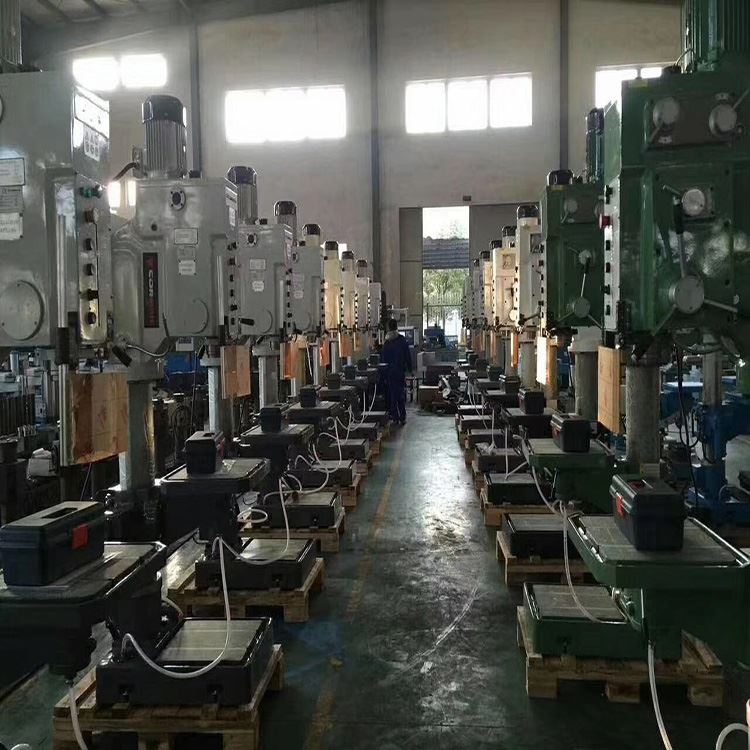 深孔钻床 经济型数控立式钻床 立式钻床价格_钻床_机床设备_机械设备_供应_工品联盟网