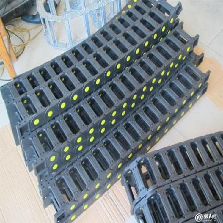 穿线拖链 加强型尼龙拖链 生产厂家 雕刻机塑料拖链 尼龙拖链 全自动静音拖链 增强耐磨 鑫瑞启厂家直销可定制 塑料拖链_拖链_机床附件_机械设备_供应_工品联盟网