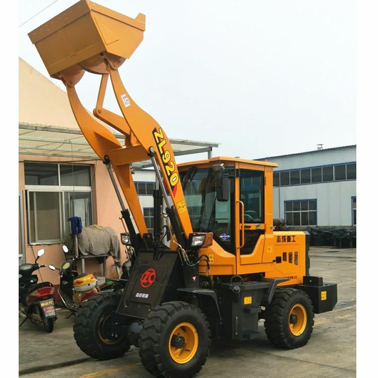 志成供应全新ZL920轮式装载机 建筑机械四驱小铲车 2T家用粮食铲车 多功能推土机价格_推土机_工程建筑机械_机械设备_供应_工品联盟网