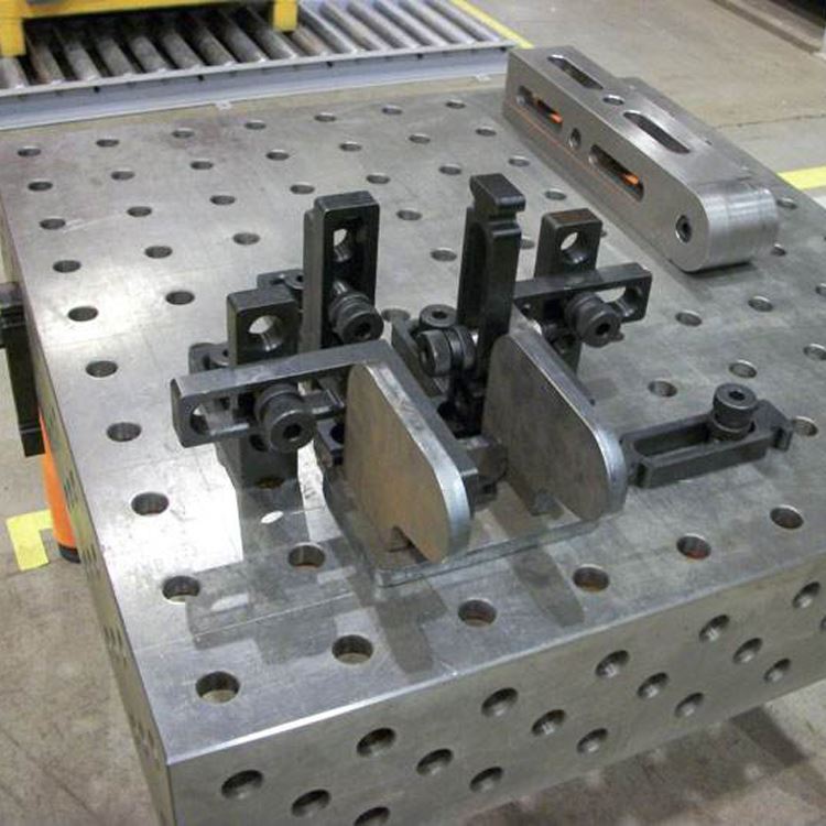 驰昊 焊接工作台 多孔焊接平台 厂家定制