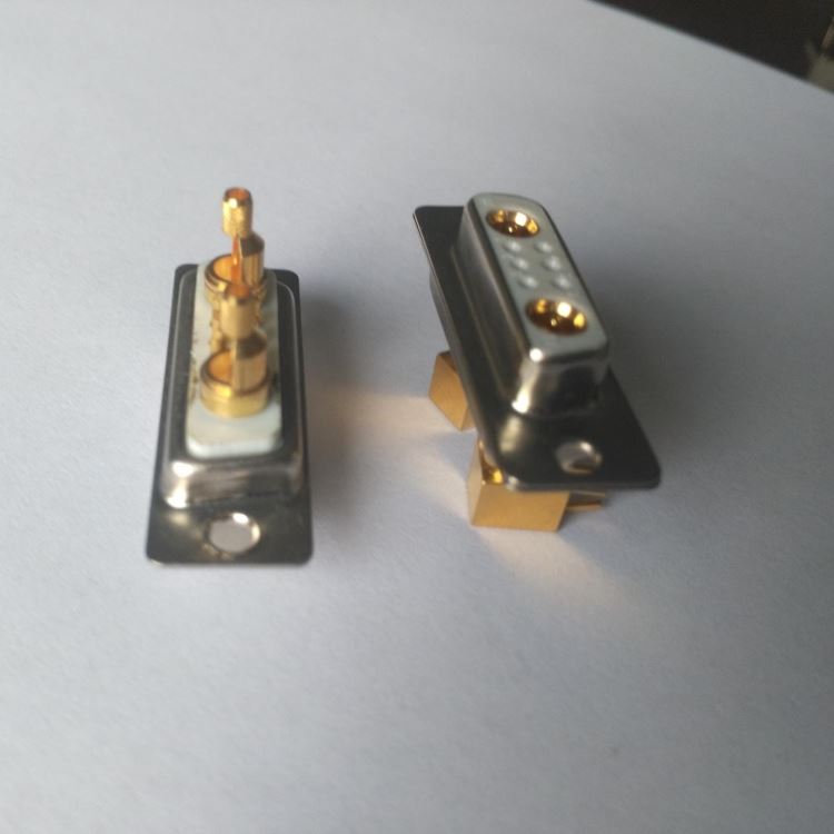 东普电子 D型连接器  可以定制  表面镀金  8W2   高频信号和低频信号兼容