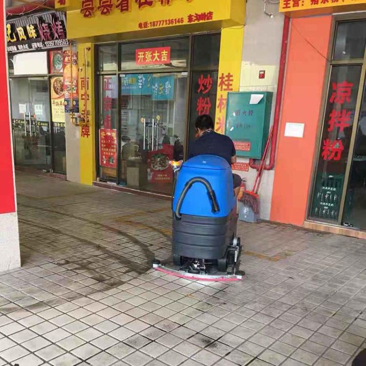 容恩R-QQR大型洗地机 天津洗地机 洗扫一体机 瓷砖地面清洁 大理石地面清洗 驾驶式洗地车 地面深度清洁_深度千分尺_千分尺_量具量仪_供应_工品联盟网