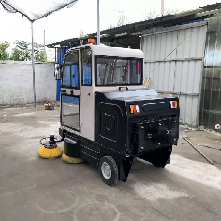 全封闭电动扫路车 多功能电动扫路车 电动新能源扫地机 厂区环坪纯电动清扫车 厂家促销电动驾驶式扫地车_电动喷涂机_电动工具_五金工具_供应_工品联盟网