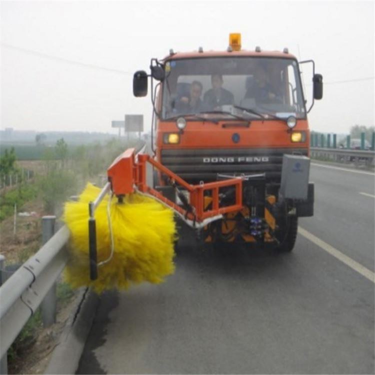 恒沃洒水车改装护栏清洗机 多功能公路围挡清洗车 工地隔离栏杆清洁车_清洁车_清洁工具_办公清洁_供应_工品联盟网