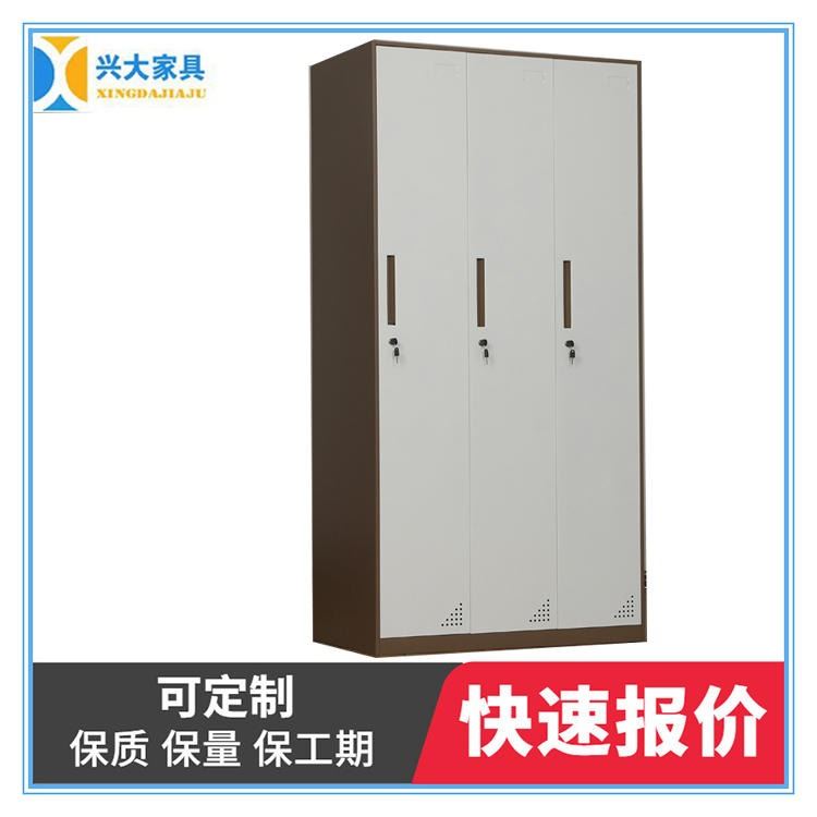 铁柜 铁皮柜 铁皮更衣柜 兴大厂家供应 三门铁皮宿舍更衣柜 量大价低_更衣柜_办公家具_办公清洁_供应_工品联盟网