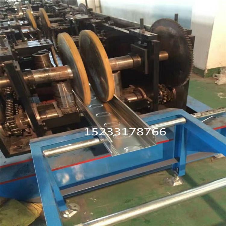 全自动C型槽式电缆桥架设备 桥架冲孔机 环形筋桥架型材机器 彩涂板桥架机器_彩涂板(卷)_涂镀板_冶金矿产_供应_工品联盟网