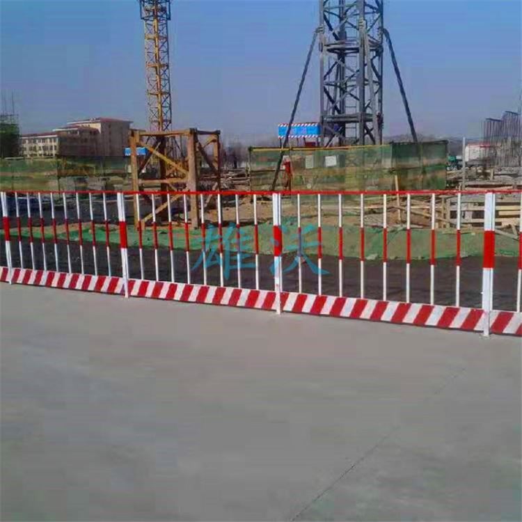 雄沃xw06基坑护栏网建筑围挡工地建筑临边安全防护栏 警示基坑护栏网厂家