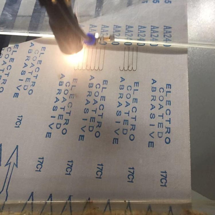 易铭1490砂布激光切割机 砂纸打孔切割机 砂纸过虑网激光切割机可定制多头_砂轮砂布/砂带_磨具磨料_五金工具_供应_工品联盟网