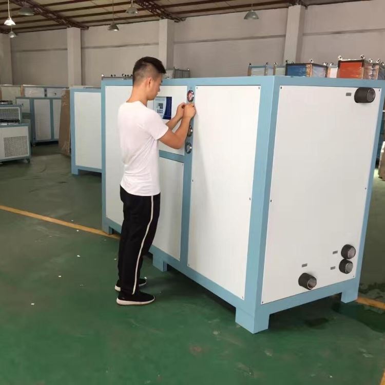 流延机制冷机组,流延机辊筒冷却机,滚筒冷却设备 水冷式冷冻机组_制冷机组_制冷设备_暖通制冷_供应_工品联盟网