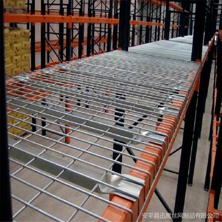潍坊货架层网焊接隔层    迅鹰仓储货架层网    物流承重隔层板