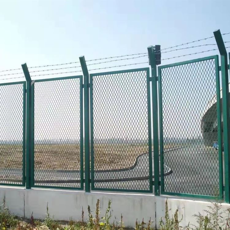 高铁桥梁护栏网 包塑护栏网 河道防护护栏网 亚奇护栏定制