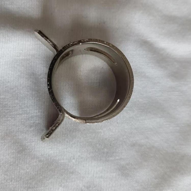 派立五金 镀锌管卡喉箍 管道固定夹卡箍 型号齐全 加工定制_喉箍_专用存储设备_搬运存储包装_供应_工品联盟网