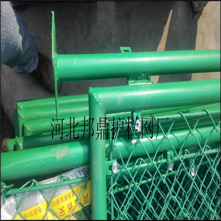 邦鼎高速公路护栏网  镀锌护栏网厂家 绿色护栏网厂家 绿色围栏网厂家 护栏网价格