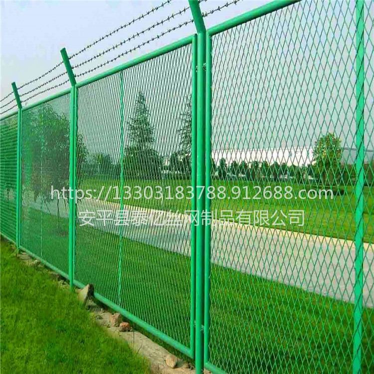 框架护栏网 高速公路护栏网 隔离栅 30度 防爬防护网  泰亿销售
